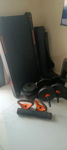 Treadmill with Dumbbells, Weight Plates and Exercise Mat - perfect Condition