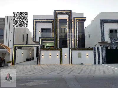 For sale: a distinctive villa located directly behind the restaurants and services.