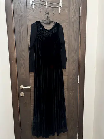 Long black velvet abaya-style dress with embroidered neckline, size approx M