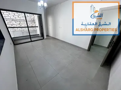أول ساكن_صالة منفصلة_بلكونة بإطلالة مفتوحة_مساحة كبيرة جدًا_بنايه جديده