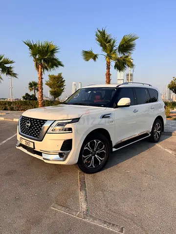 2022 Nissan Patrol LE Titanium 5.6L V8 (GCC Specs)