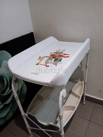 White Baby Changing Table with Storage Shelves and Cute Bunny Print