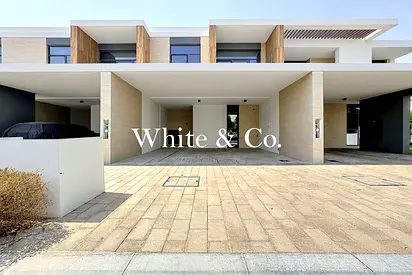 3 Bedroom | Un-Landscaped | Middle Unit |