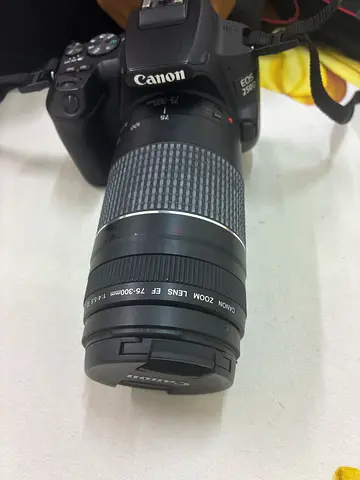 Canon 250D EOS DSLR