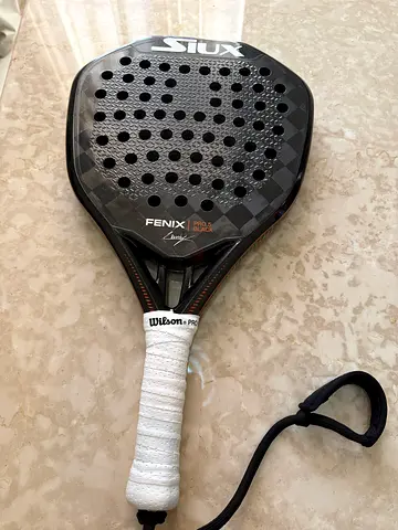 Siux Fenix Pro 5 black padel racket - used, good condition