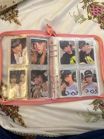 (NEGOTIABLE)  56 photocard pc collection all members