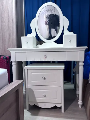 White Wooden Dressing Table with Mirror and Nightstand