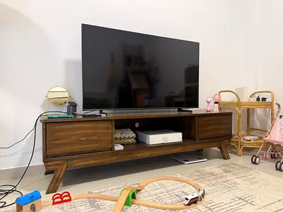 Solid wood TV stand in perfect condition