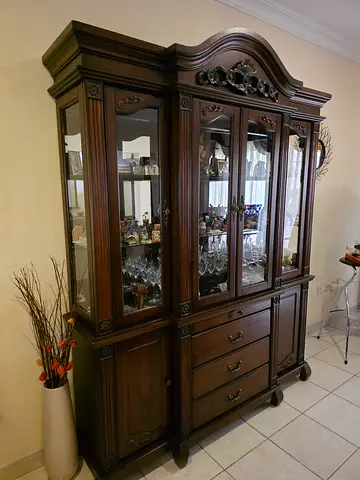 Large Ornate Dark Wood Glass Cabinet / Display Cabinet - Solid & Spacious