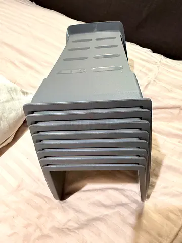 Stackable grey plastic chair (single) in good condition 12 Psc