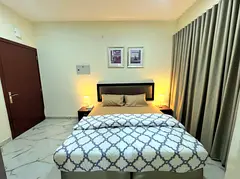 EXCELLENT PRIVATE ROOM FOR FAMILY COUPLE | NEAR METRO STATION!