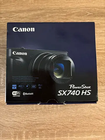 Canon power shot SX740 HS