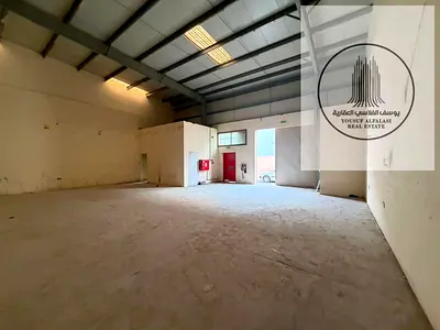 Two street-front warehouses, 5,000 sq. ft. | 60 kW electricity.