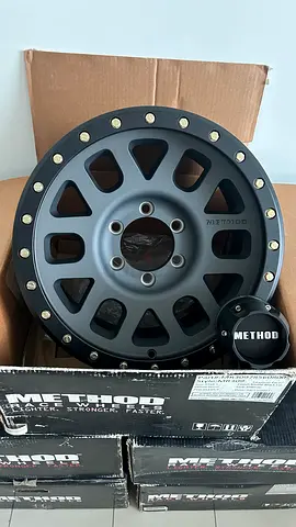 5 Brand New Method Race Wheels MR309 Size 17x8.5 (never used)