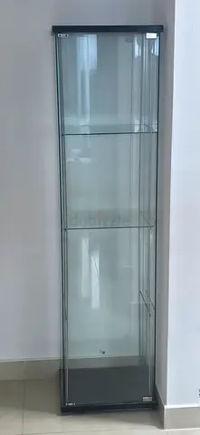 Glass shelf