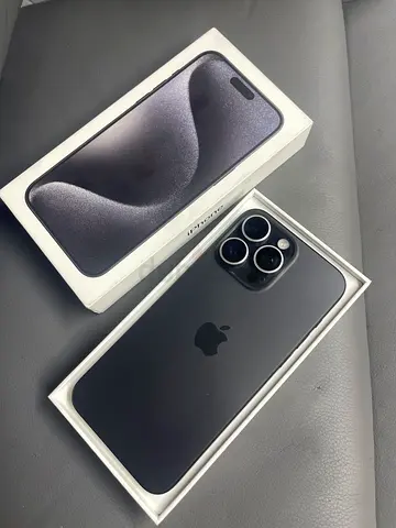 iPhone 15 Pro Max 256GB - Space Black (Box and Phone pictured)