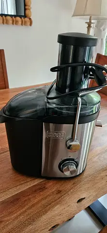Black+Silver Electric Cold Press / Juice Extractor - Good Condition