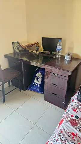 Computer table