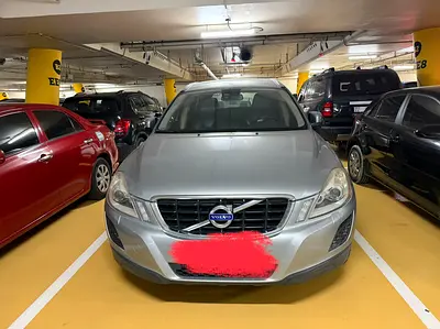 Volvo XC60 T6 2011 GCC Specs