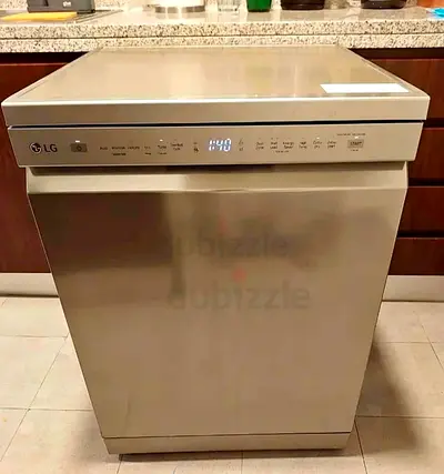 LG Stainless Steel Freestanding Dishwasher - Excellent Condition