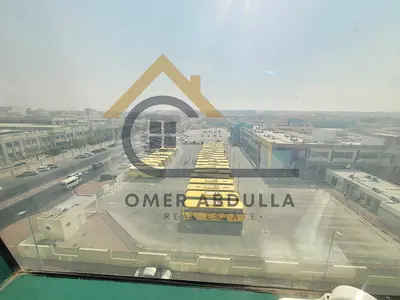 1 Month Free (No commission 3BHK) Master Bedroom+Balcony