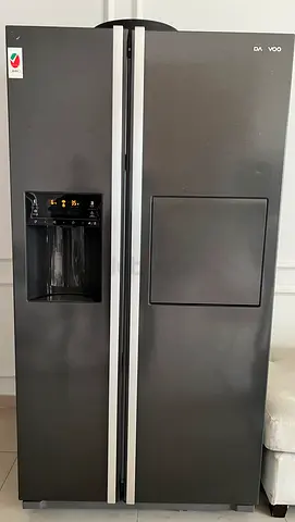 Refrigerator