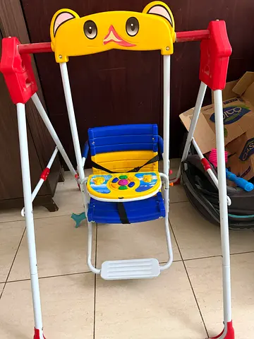 Baby swing