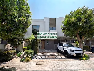 Freehold | 3BR Premium Townhouse | Urgent