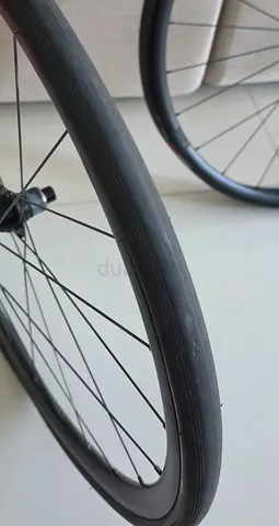 DT Swiss R470 - Disk Wheelset for road bike