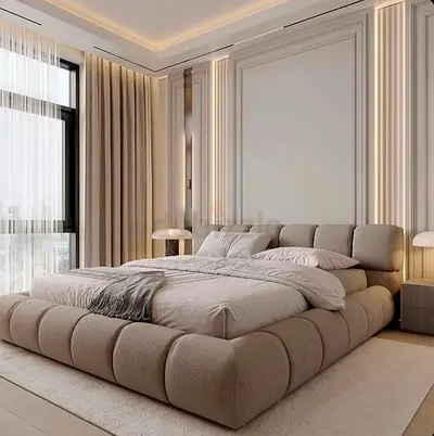 Modern low-profile upholstered king bed with padded frame (beige)