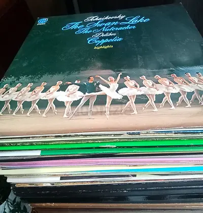 Wide range of English classical music Vinyls for sale