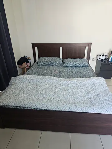 Complete Bedroom set - Queen wooden bed frame with headboard, Side Table, Dressing Table, Cabinet