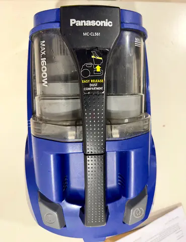 Vacuum cleaner