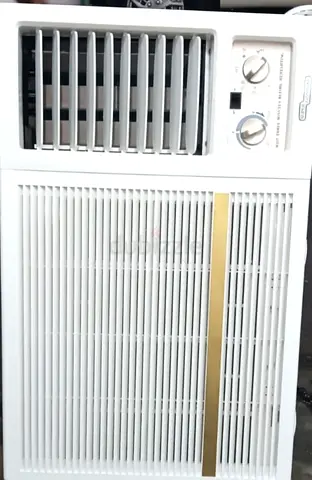we are selling Ac Super General 1.5 tan excellent condition