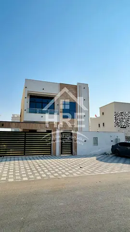 فيلا واسعة بثلاث غرف ماستر في الزاهية