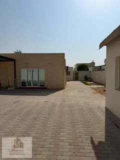 Villa for rent in Al-Riffa, 4 bedrooms, living room + majlis, yard - fully renovated with an externa