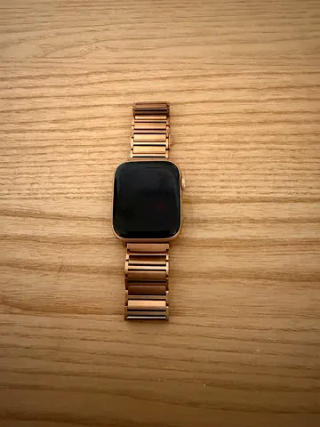 Apple Watch Series 5 - 44mm Rose Gold - Great Condition