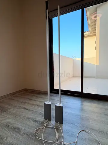 Philips Hue Signe Smart Floor Lamps – Set of 2 – Silver