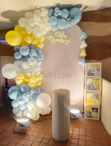 Balloons decorations services Available