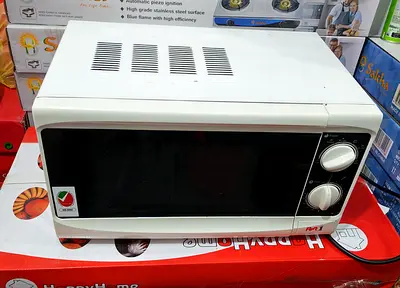 Used countertop microwave oven - compact, working condition