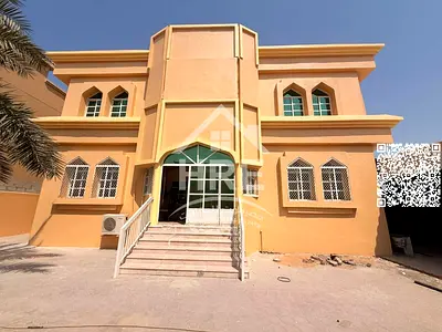 Spacious 7-Bedroom Villa with Two Living Areas – Suitable for Corporate Housing
