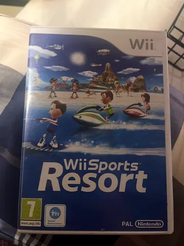 Wii Sports Resort (Nintendo Wii) - Original Wii Game Disc and Case