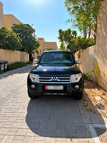 2009 Mitsubishi Pajero GL Japanese Specs
