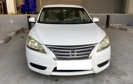Nissan Sentra 2015 LE GCC Specs in perfect condition