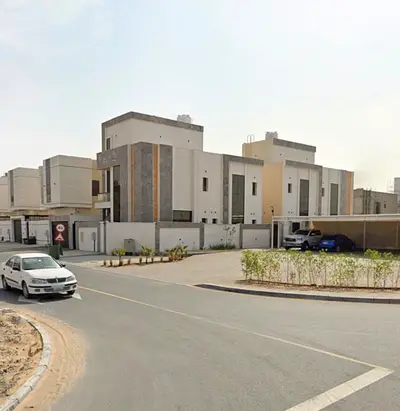 شامل رسوم التسجيل / موقع استراتيجي / مساحه كبيره / السعر مناسب لسرعه البيع
