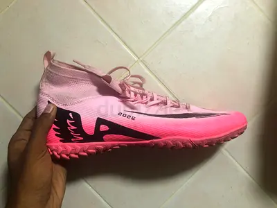 TEMU football shoes