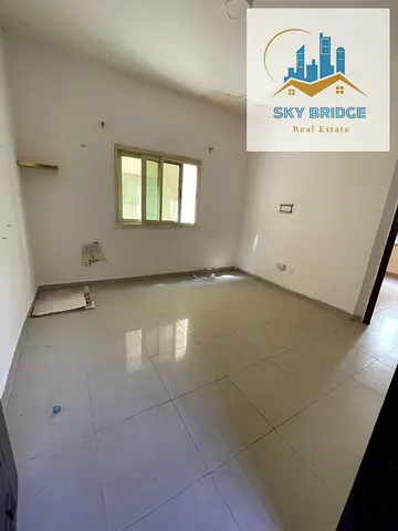 1bhk with central ac and gass nabab near mubarak centre outside kacha parking near masjid only for family