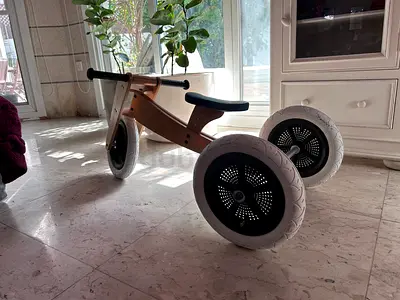 Toddler balance bike/ tricycle