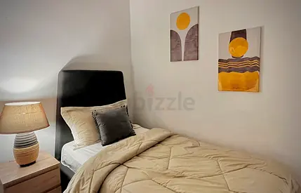 Small en-suite room close to Mirdif city centre