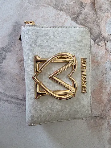 Love moschino Women wallet